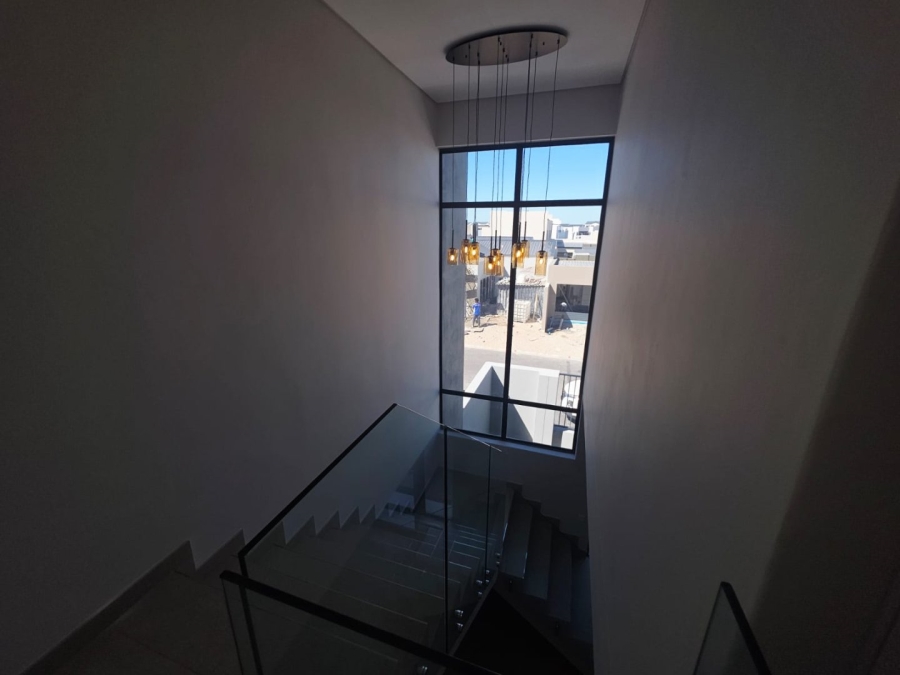 4 Bedroom Property for Sale in Sandown Western Cape